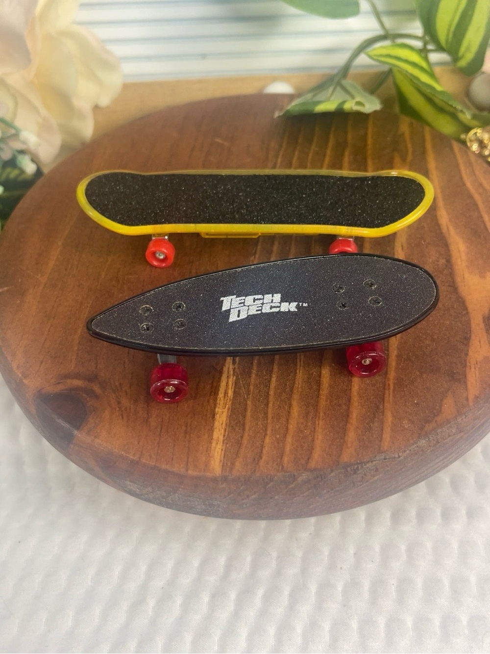 Mini Skateboard Pack - Black Deck with Red Wheels